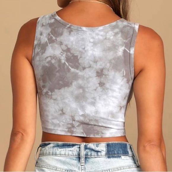 LULU’S Fit for Life Grey Multi Tie-Dye Twisted Reversible Crop Top. Size Small. - Picture 2 of 9